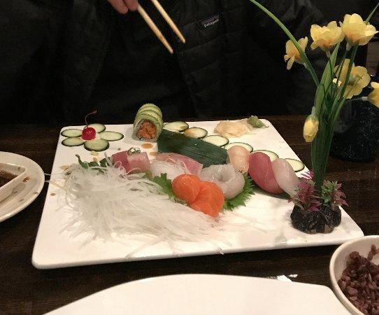 Nova Sushi Bar & Asian Bistro